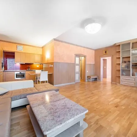 Imperial Apartmán *